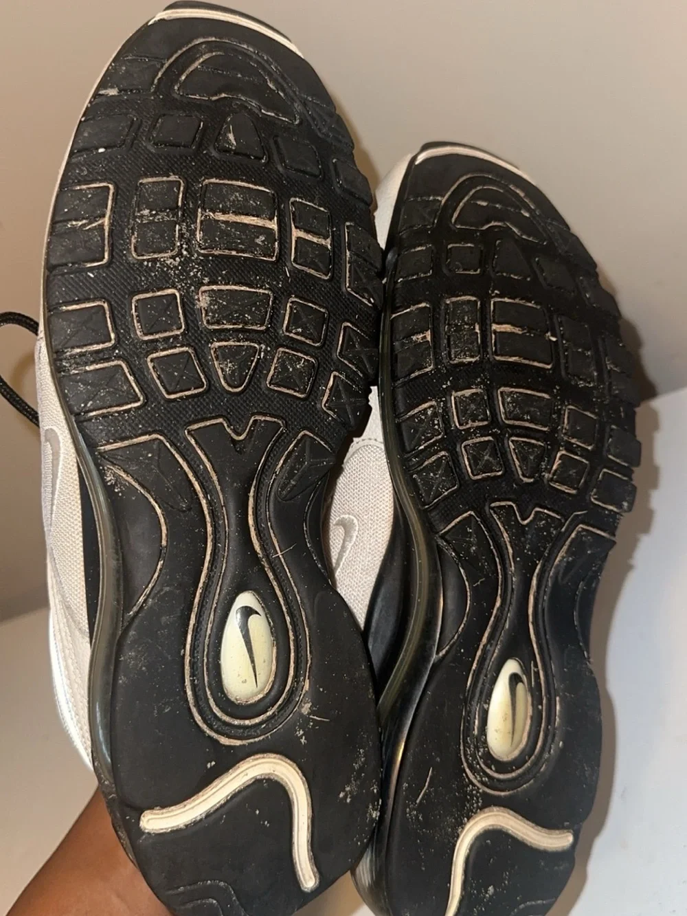 Nike mens Black and Silver Reflective Air Max Sneakers